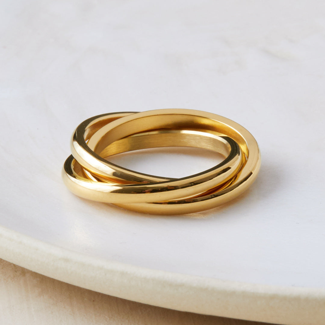 Archie's and Son Jewelry and Repairs Dainty Interlocking Spinner Ring