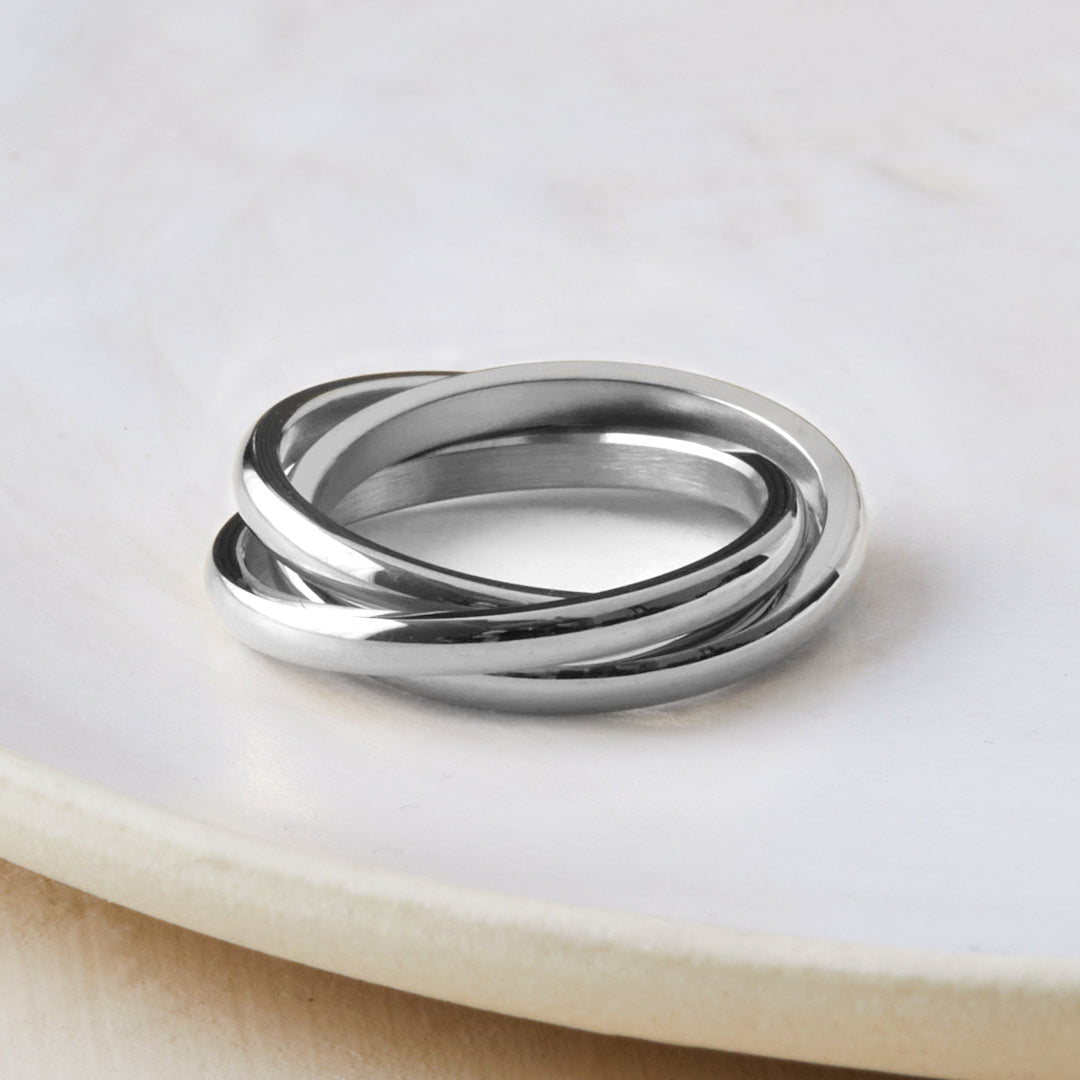 Archie's and Son Jewelry and Repairs Dainty Interlocking Spinner Ring